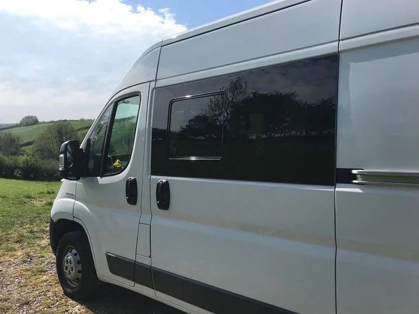 Mobile Windscreen Fitting by Central Windscreens
